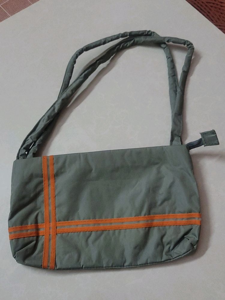 Grey Shoulder Bag .