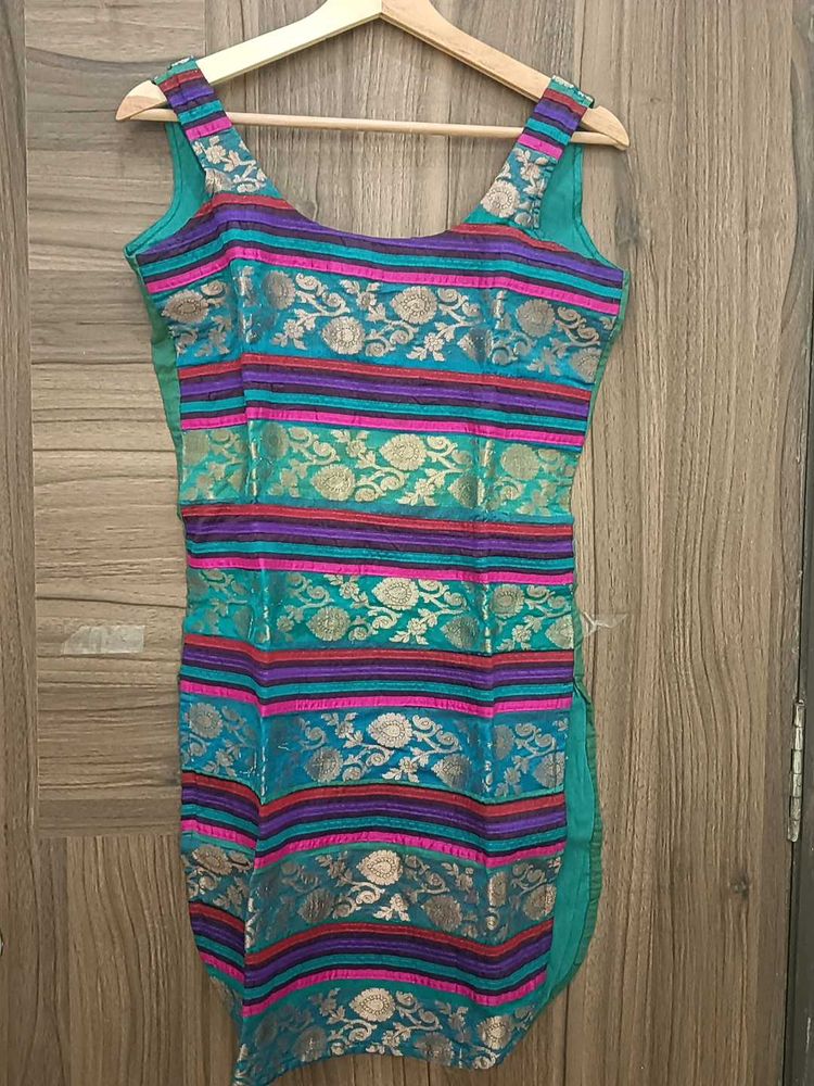 A Short Kurti