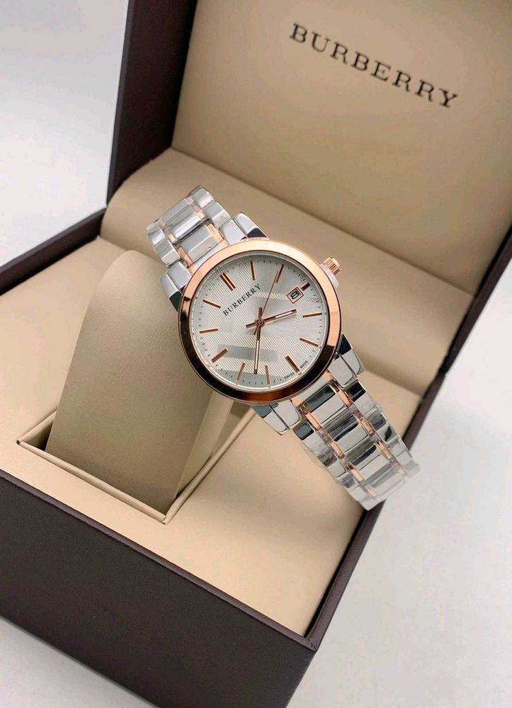 Burberry First Copy Watch Women