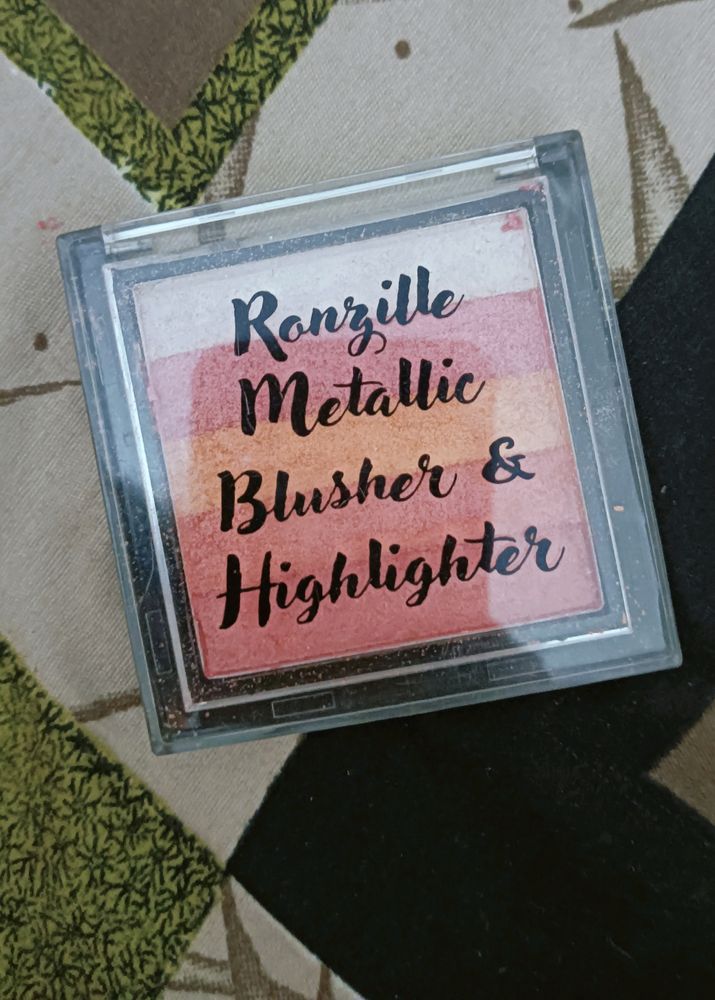 Ronzille Mettalic Blusher Square Highliter