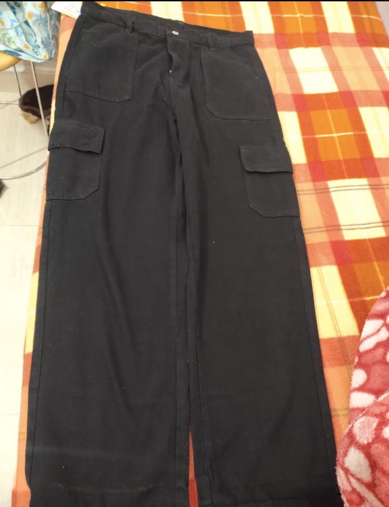 Black Cargo Jeans Six Pocket