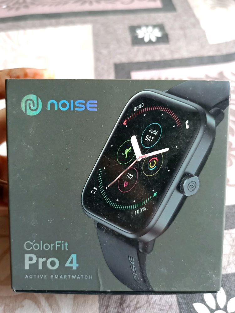 Noise Smartwatch......