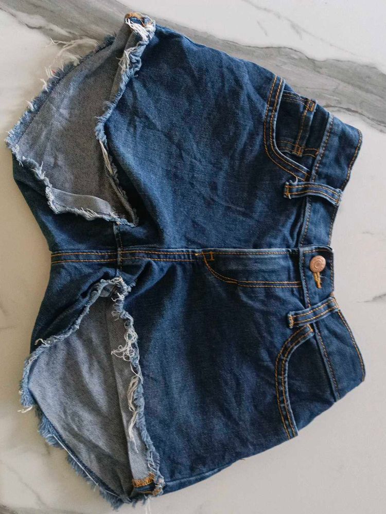 SEXY DENIM BLUE SHORT