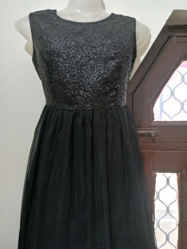 Black Sequice Net Ethnic Gown