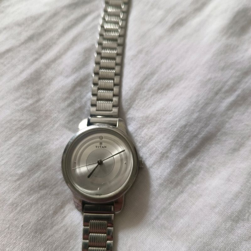 Women Slim Light Weight Watch