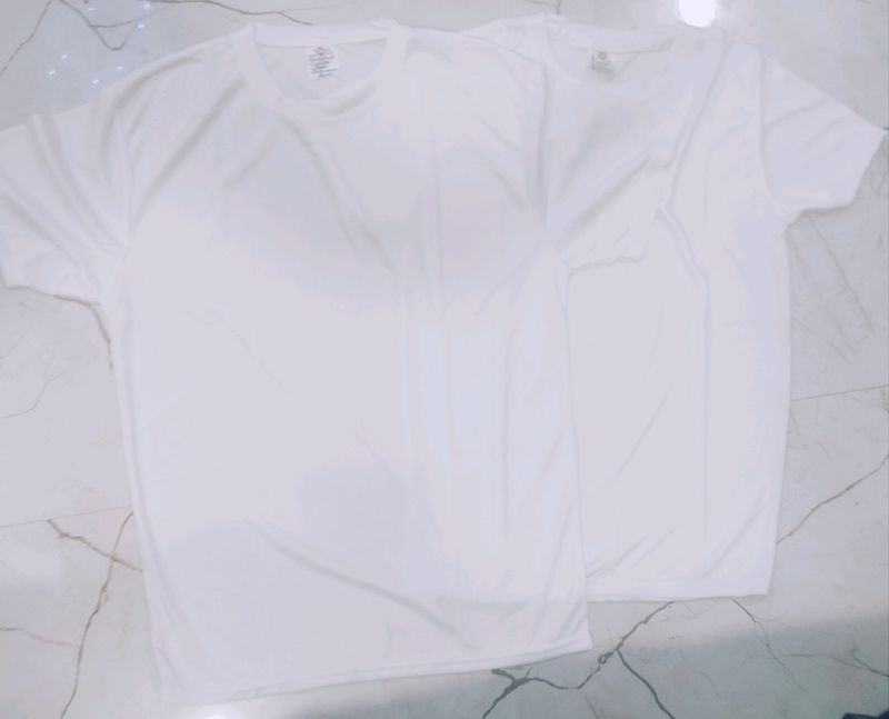 White Colour T-shirt With Medium Size