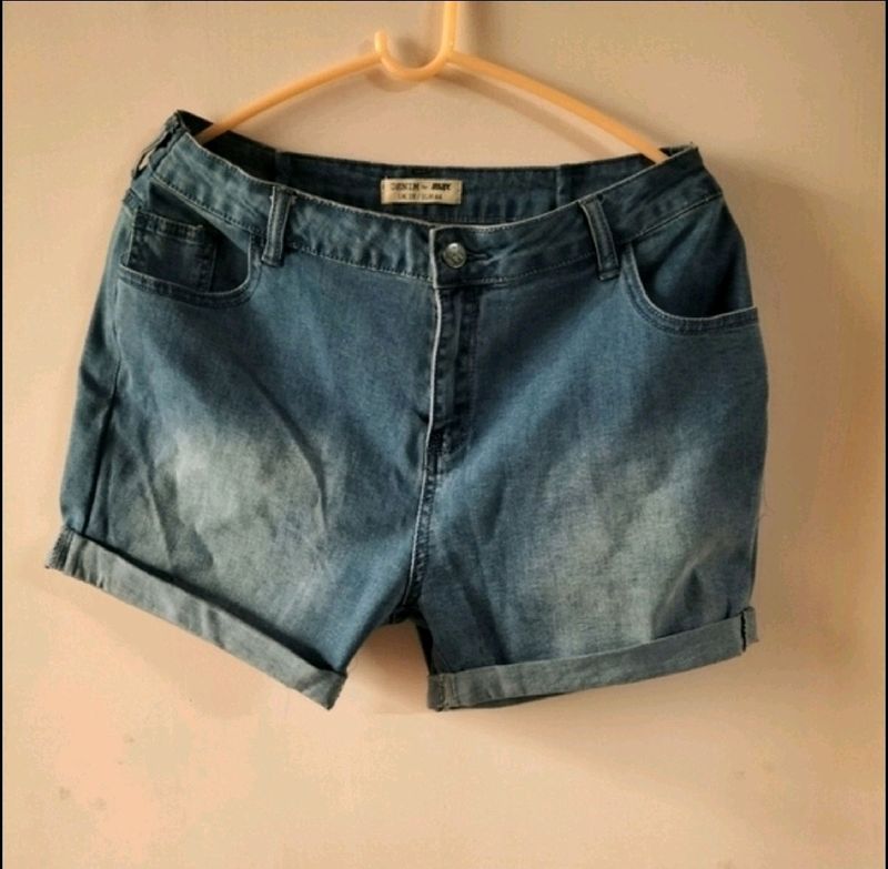 Max Denim Shorts