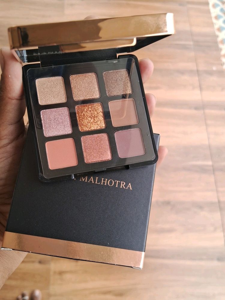 Myglamm Manish Malhotra Eyeshadow Palette Any 1