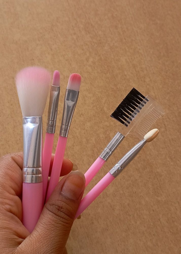 Makeup Brush