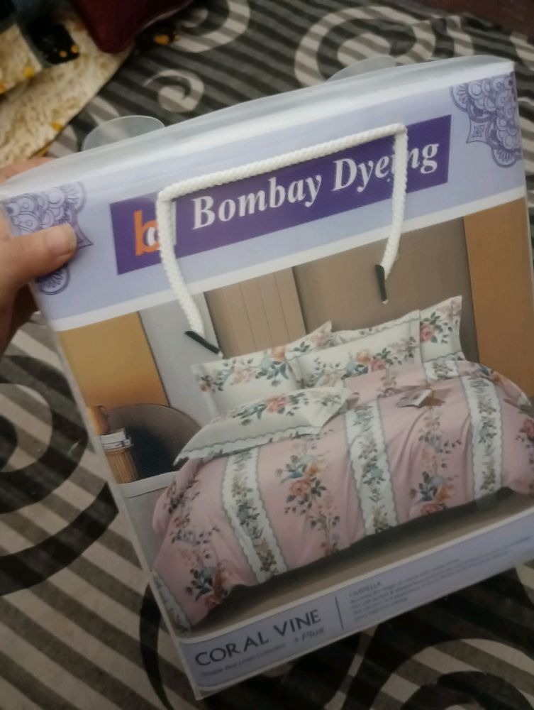 Bombay Dyeing Bedsheet Set