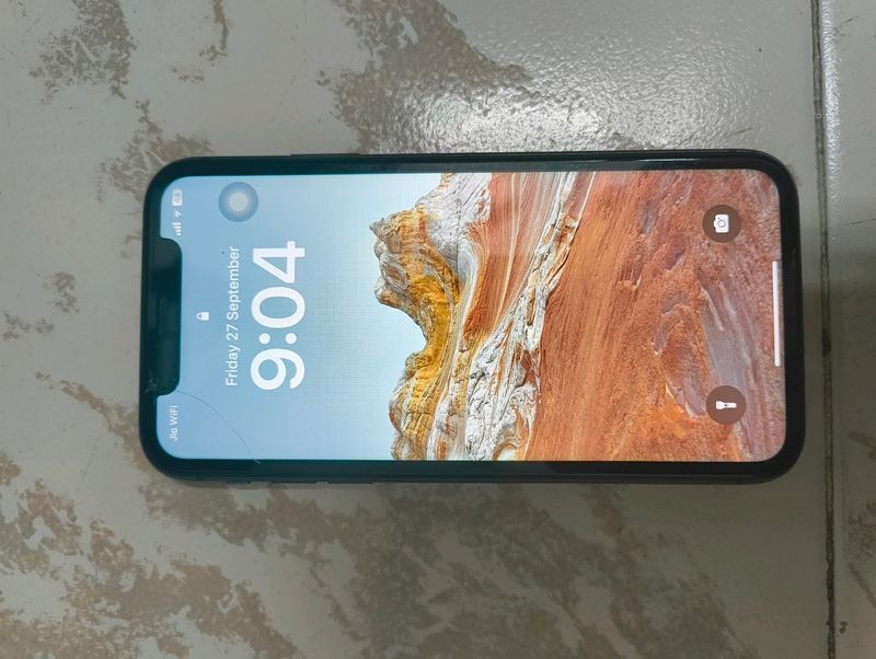 iPhone 11 (Black)