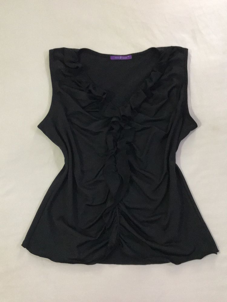 Black Stretchy Top With Ruffles