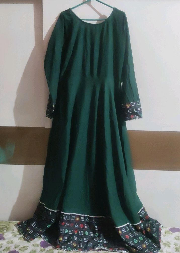 New Plain Dark Green Border Gown.....