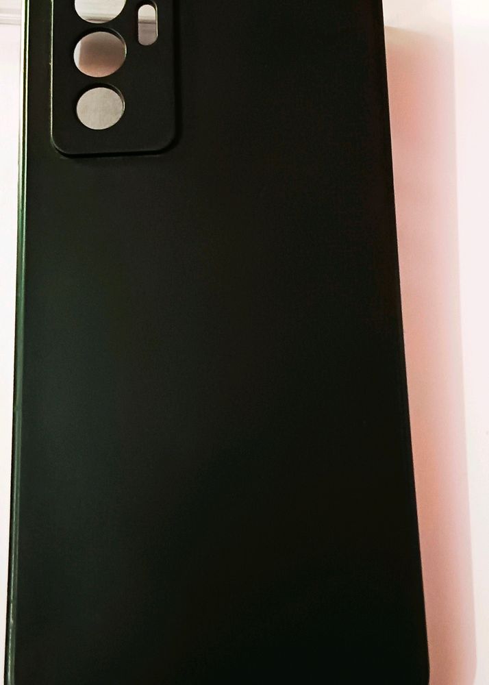 Vivo Y75 4g Black Back Cover