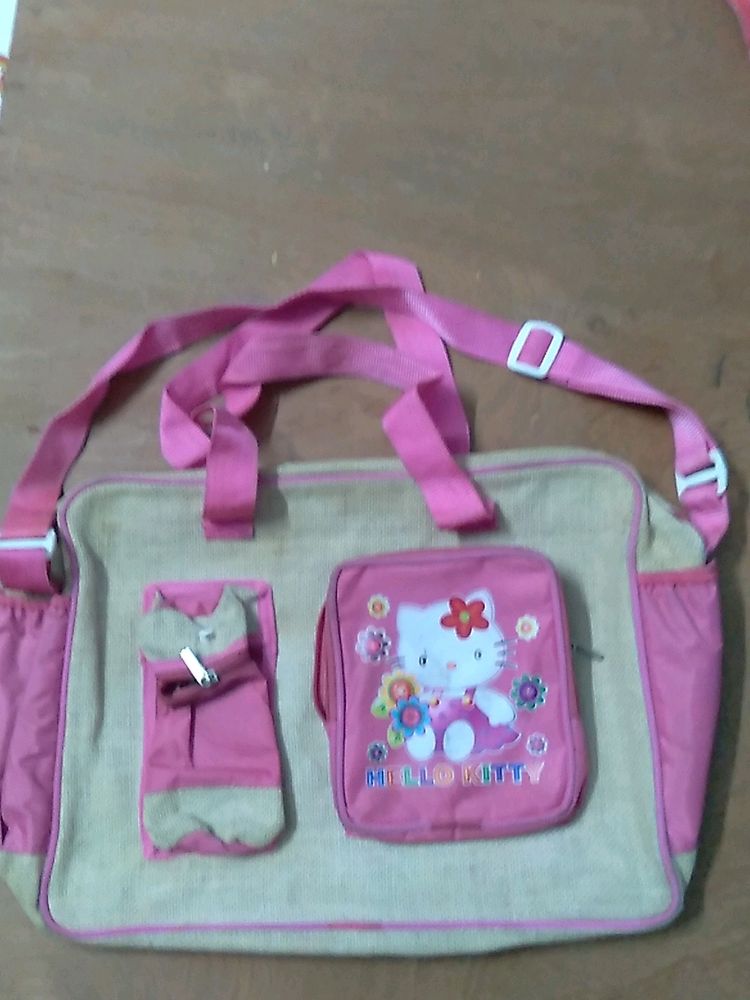 Kid's Bag For Travelling Purposs