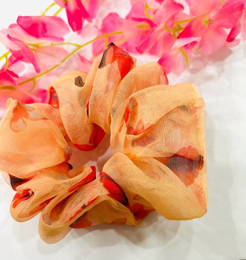 Organza scrunchie