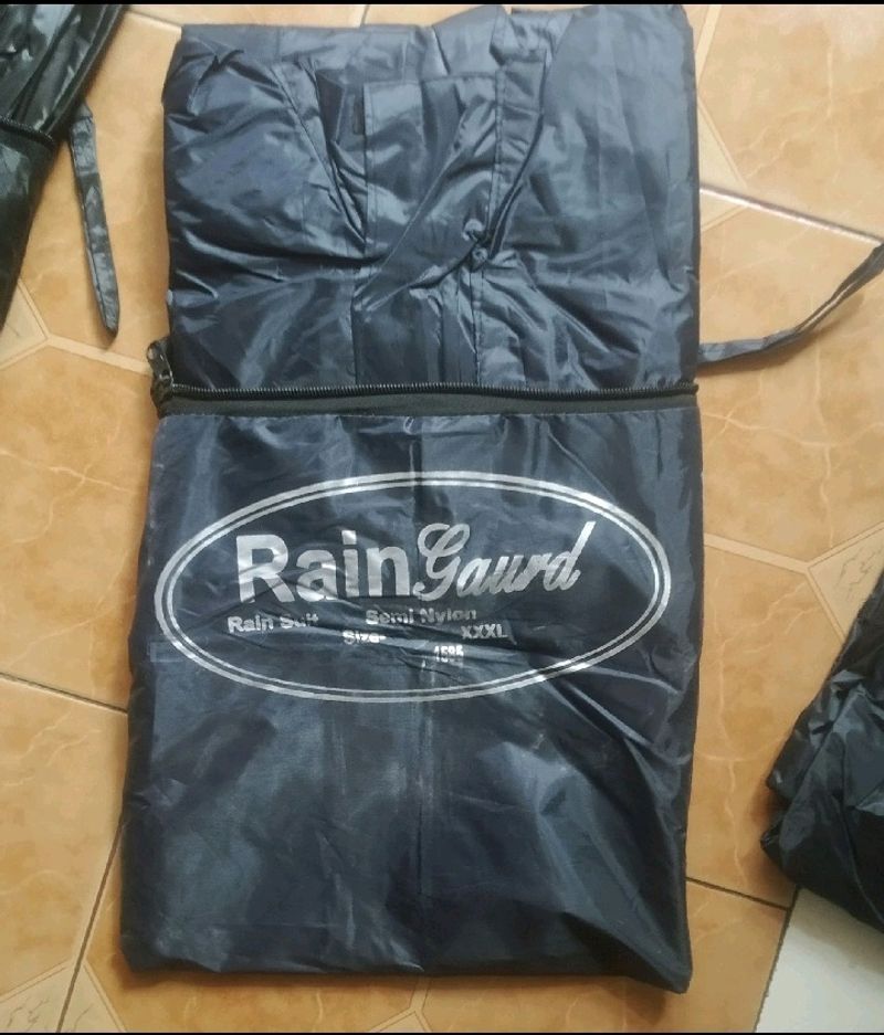 Raincoat For Mens New Xxl Size