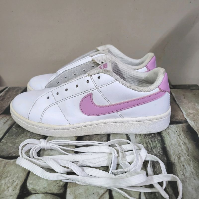 Nike Court Royale (Authentic)