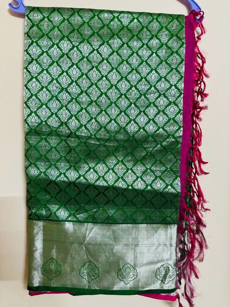 9k Fixed-Green Color Pattu Saree(No Blouse)