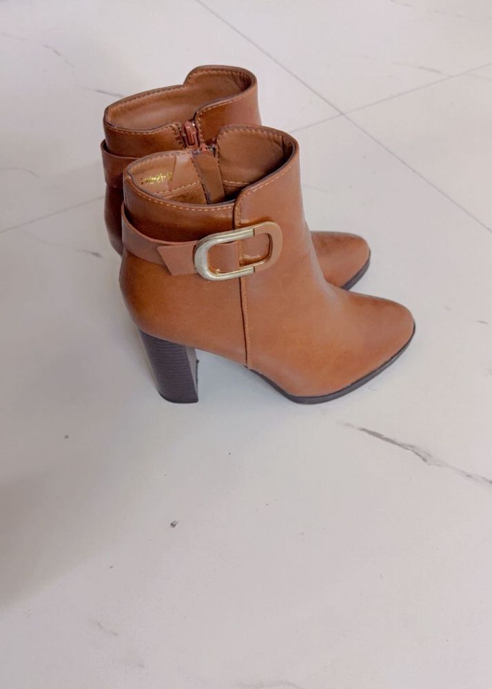 Tresmode High Heeled Tan Boots