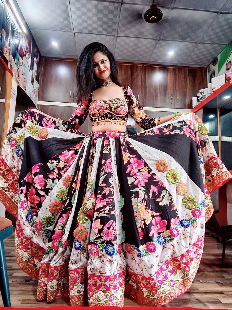 Heavy Wedding Wear Lehenga Choli