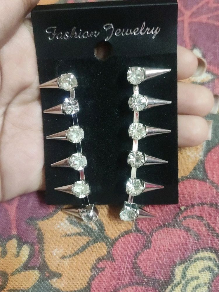 Sliver Diamond Earring