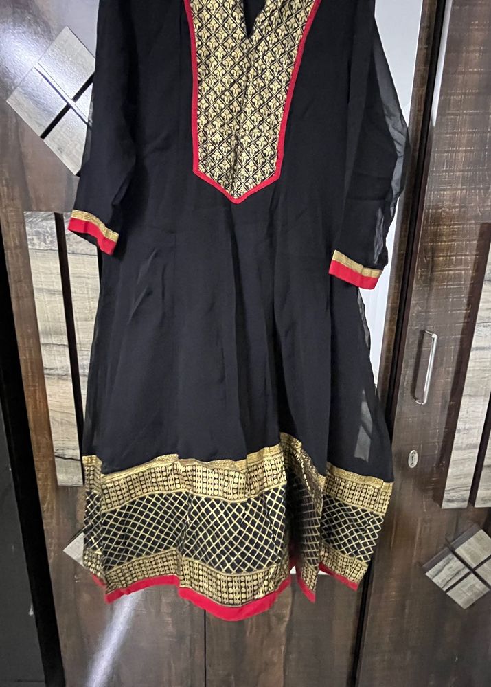 Black Anarkali With Red Dupatta