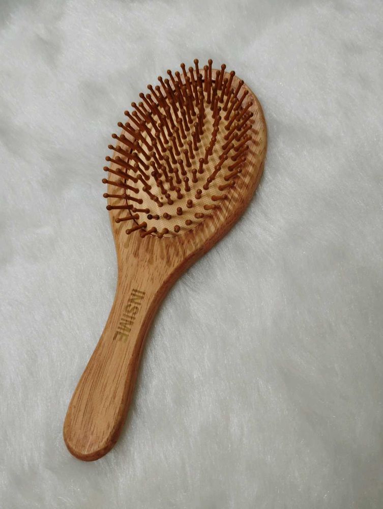 Wooden Bamboo Bristel Brush