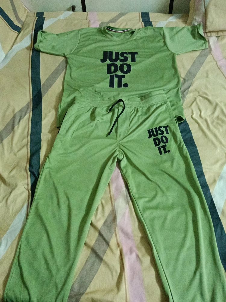 Just Do it lower and T-shirt