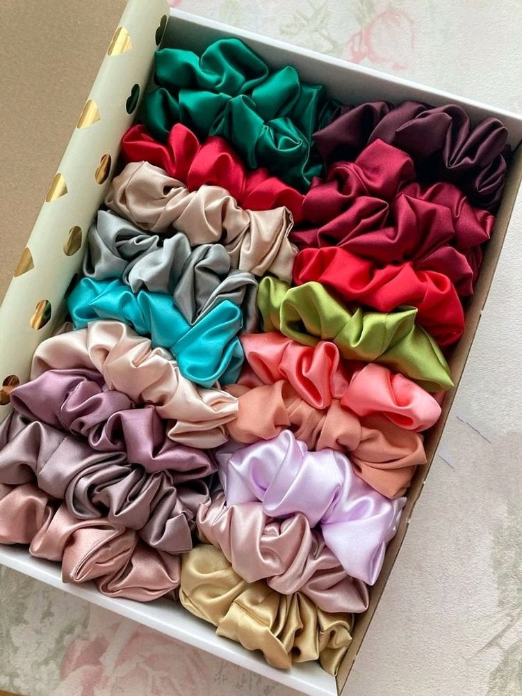 Satin Scrunchie (Multicolour)🌷