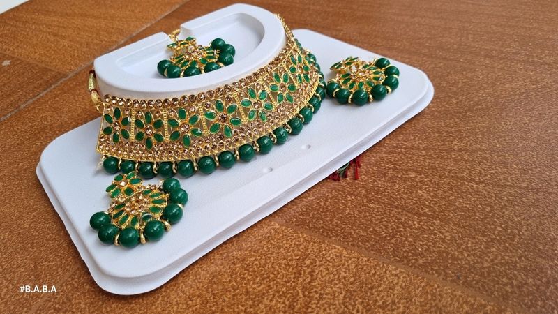 Traditional Jewellery Set For Women Green Colour.