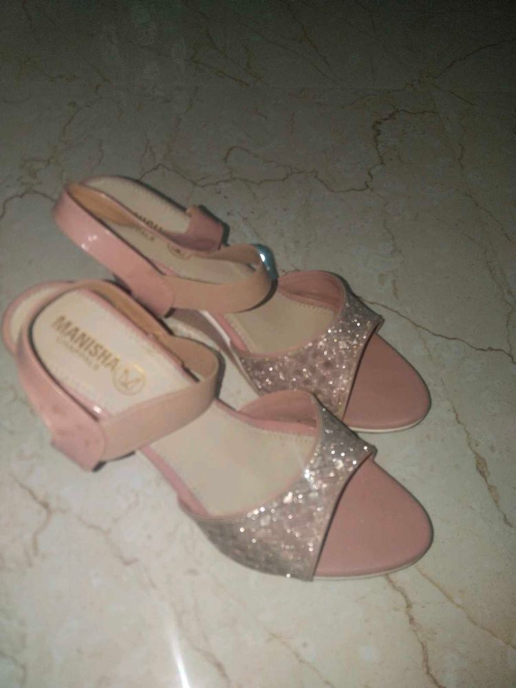 Shiny Pinkish Sandal 👡 🩷