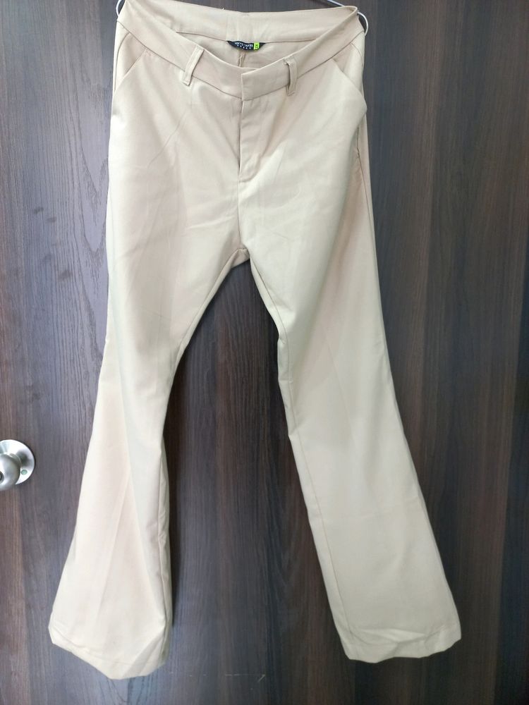 Tokyo Talkies Beige Trousers!