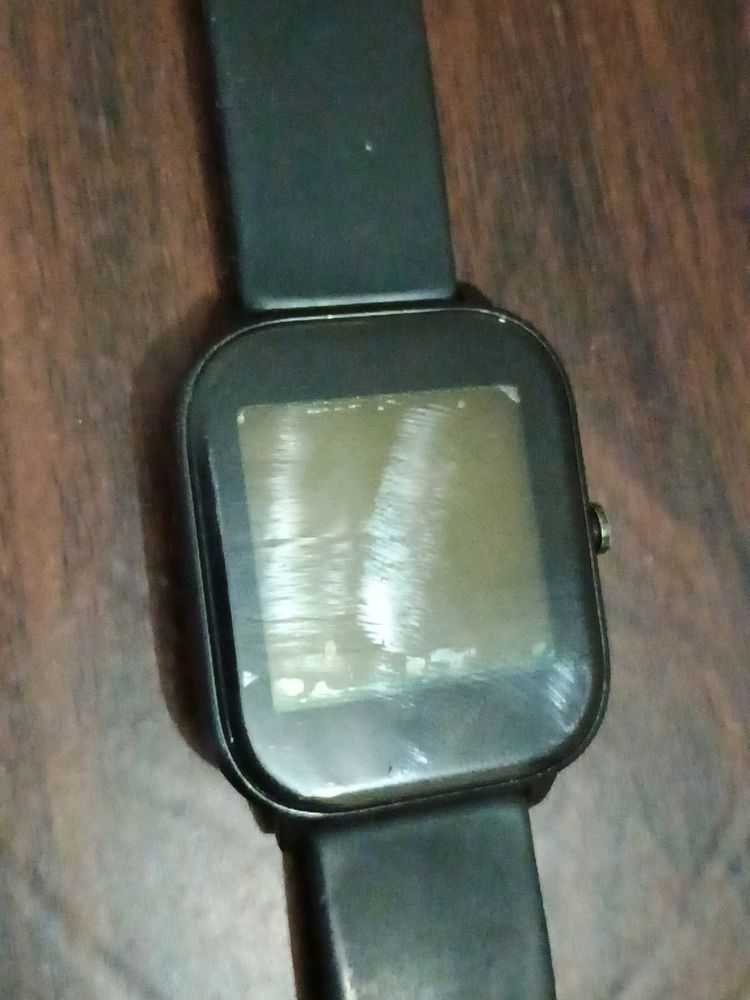 Working Without Display Smart Watch