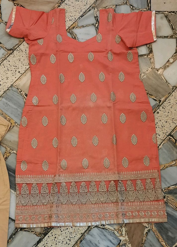 SALWAR SUIT