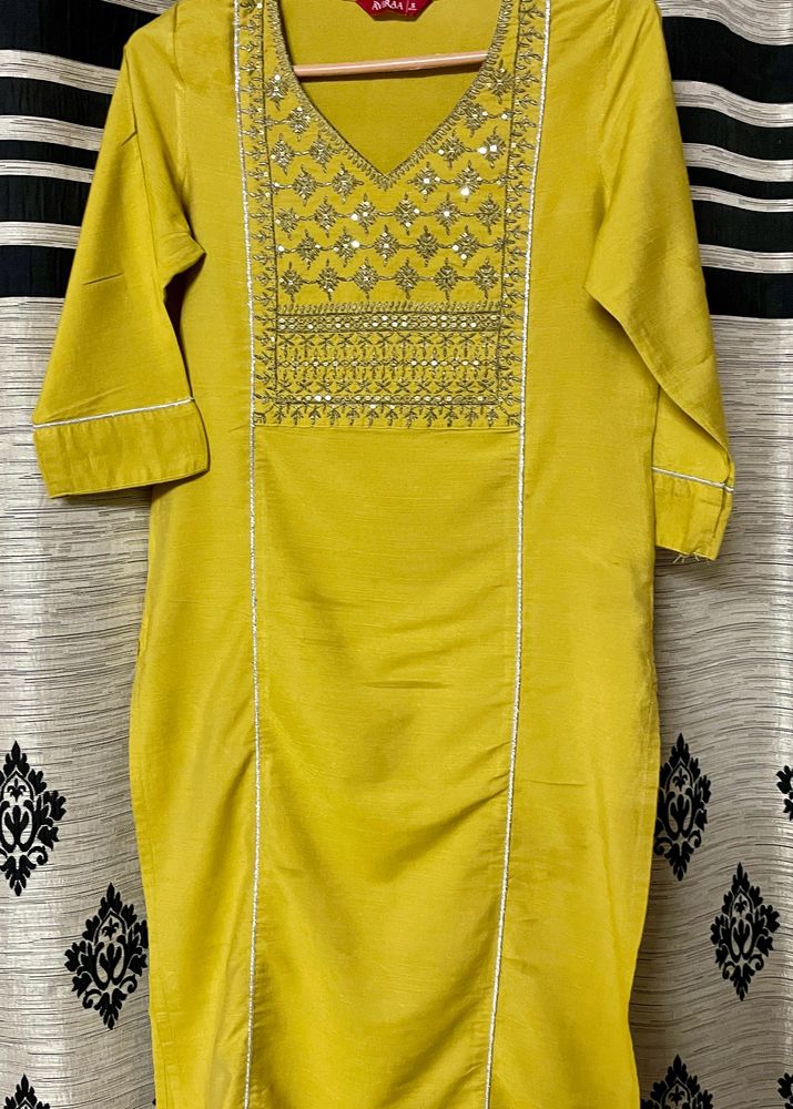 Embroidered Straight Kurta