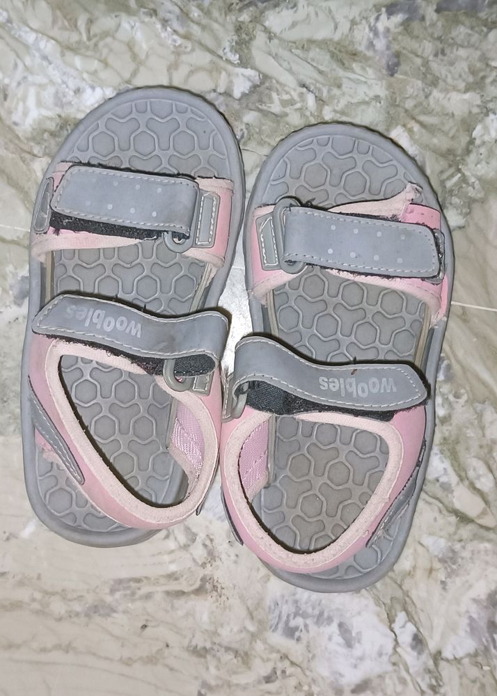 KIDS SANDALS