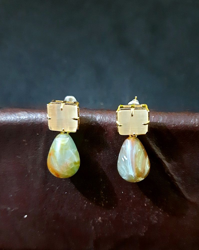 Royal Stone Earrings