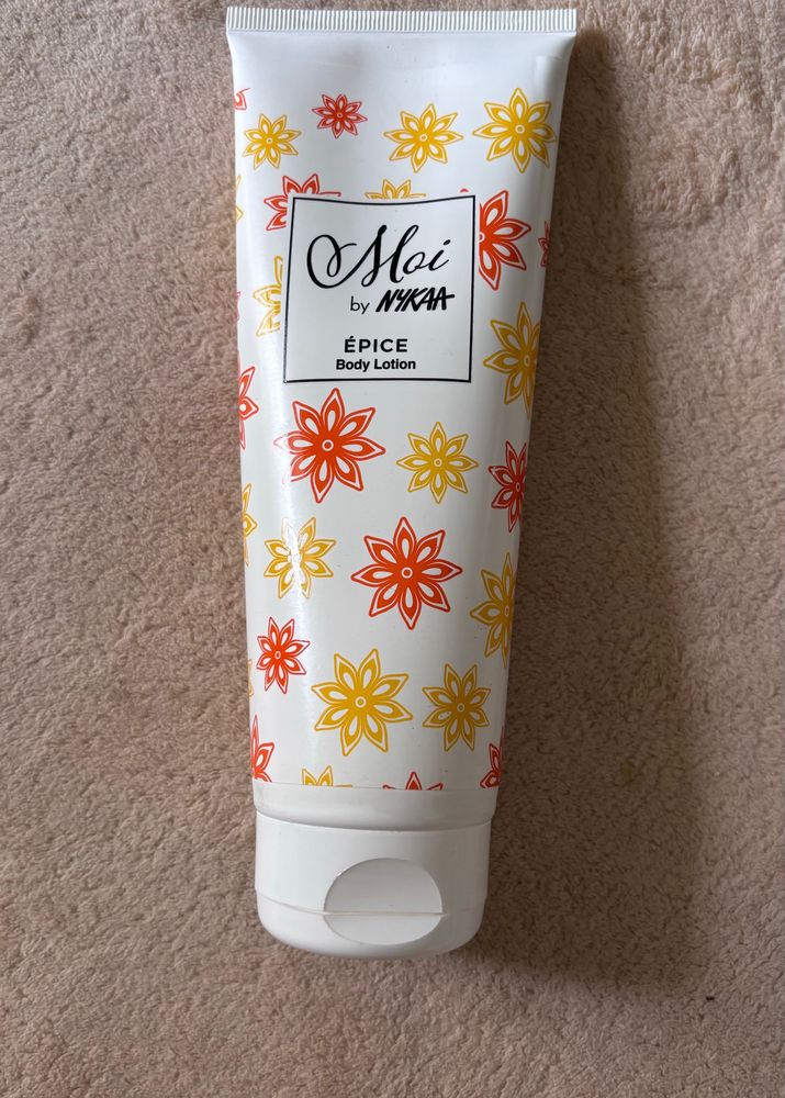 Moi By Nykaa (Epice Body Lotion)