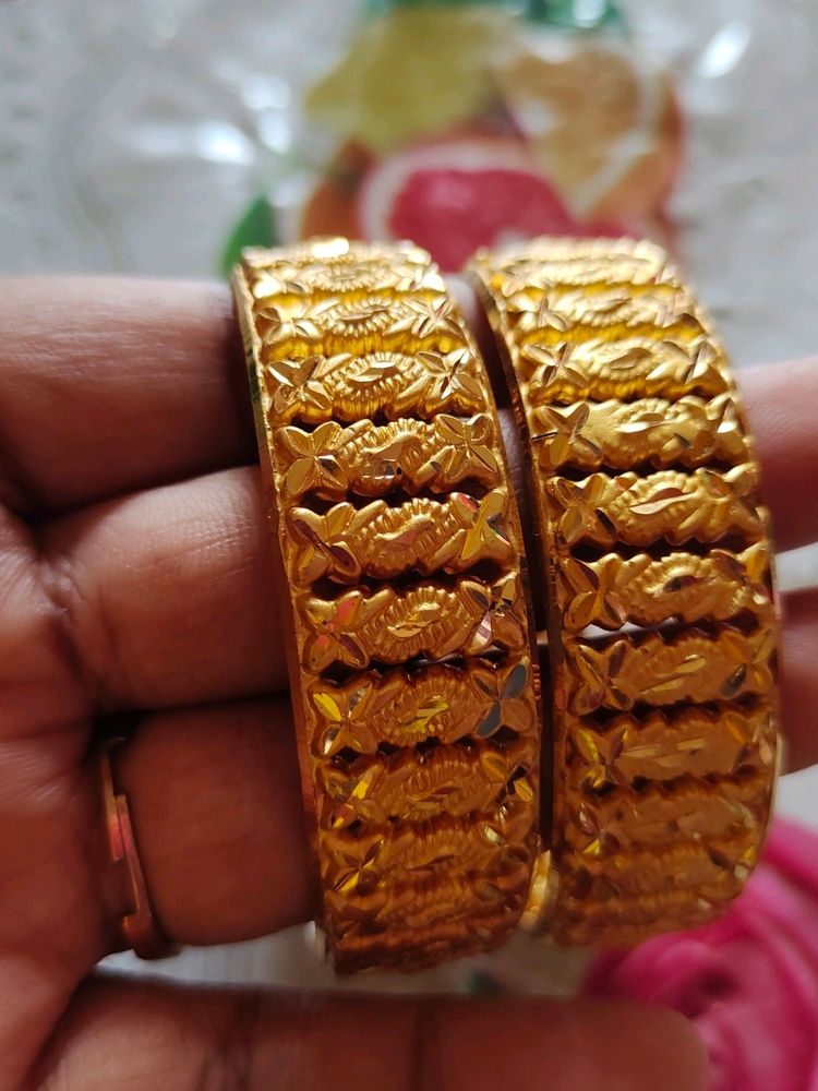 Beautiful 😍 Golden Bangles Set 😍😍