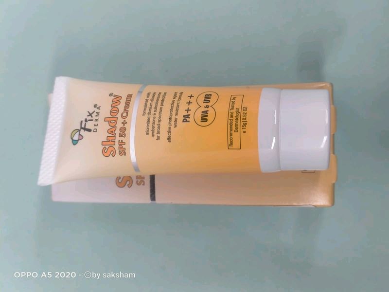 Fix derma Shadow SPF 50+ Sunscream