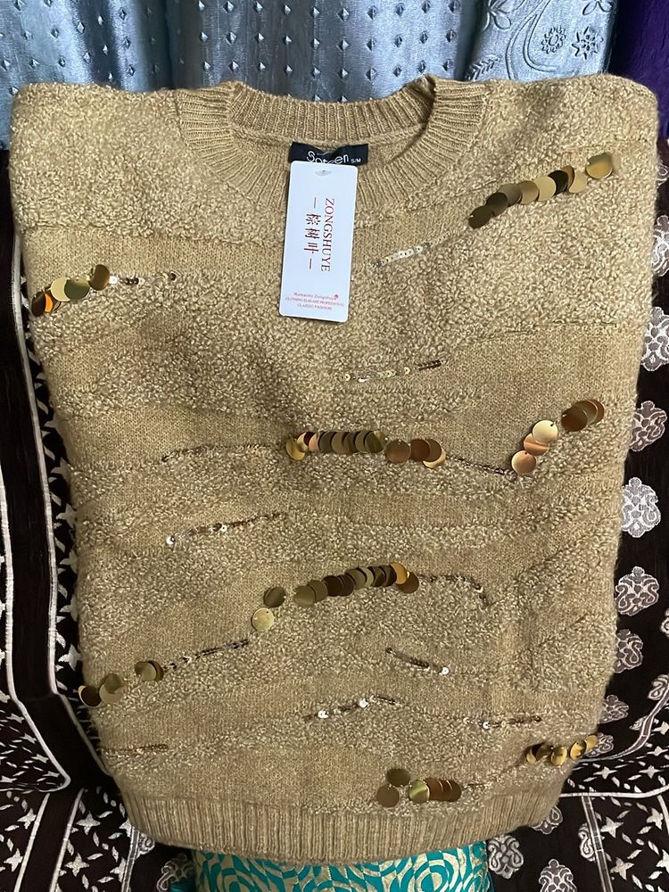 Cute Sweater With Bling✨