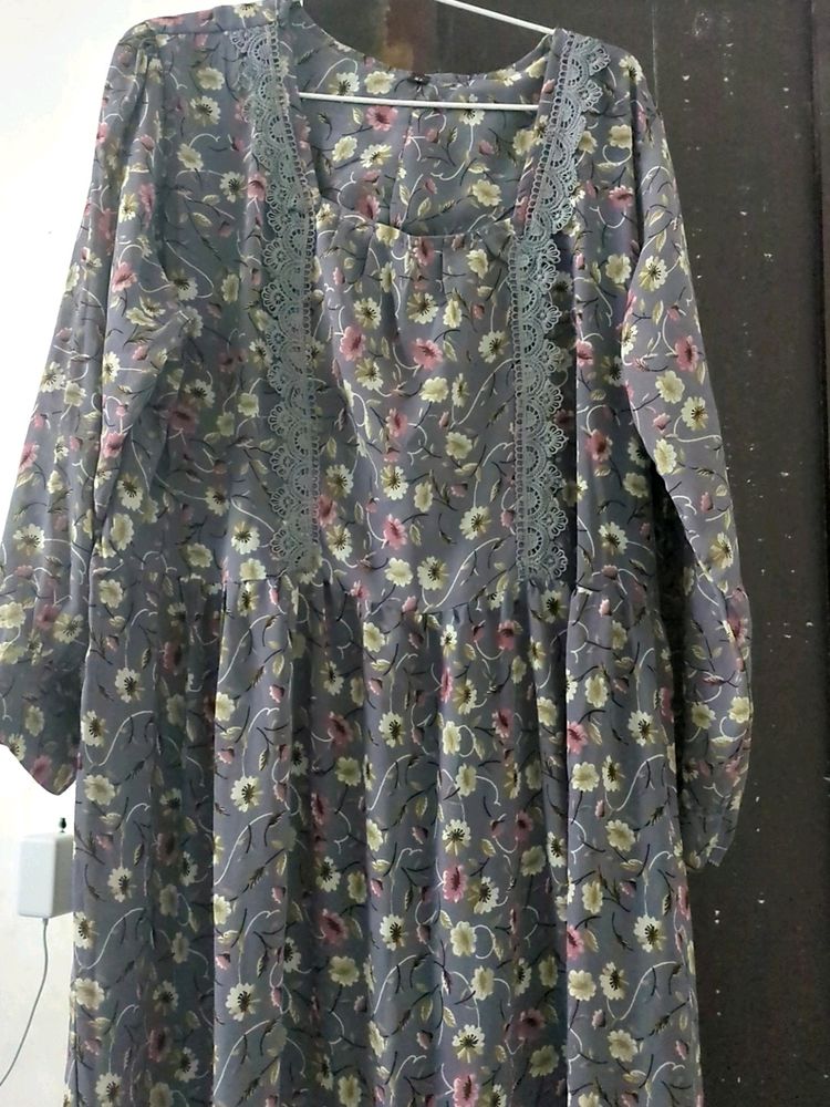 It's A Floral Gown With Xl