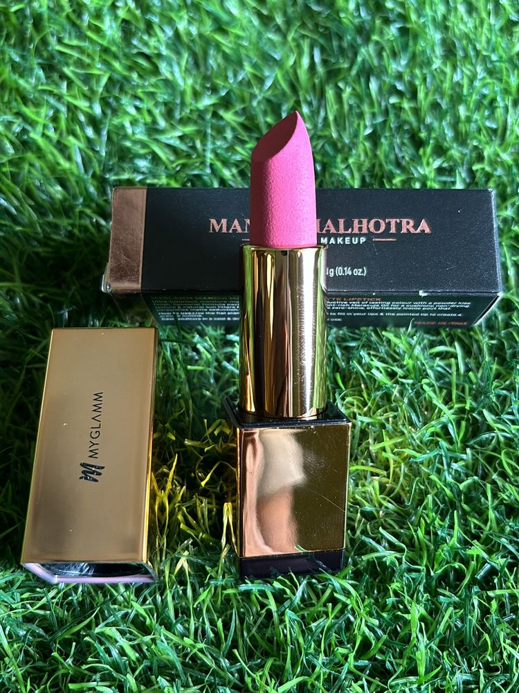 MYGLAMM Manish Malhotra Powder Matte Lipstick