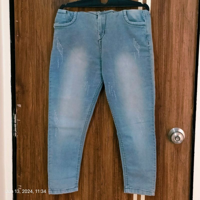 🛍️ @₹129 Grey Quater Length High Waist Jeans