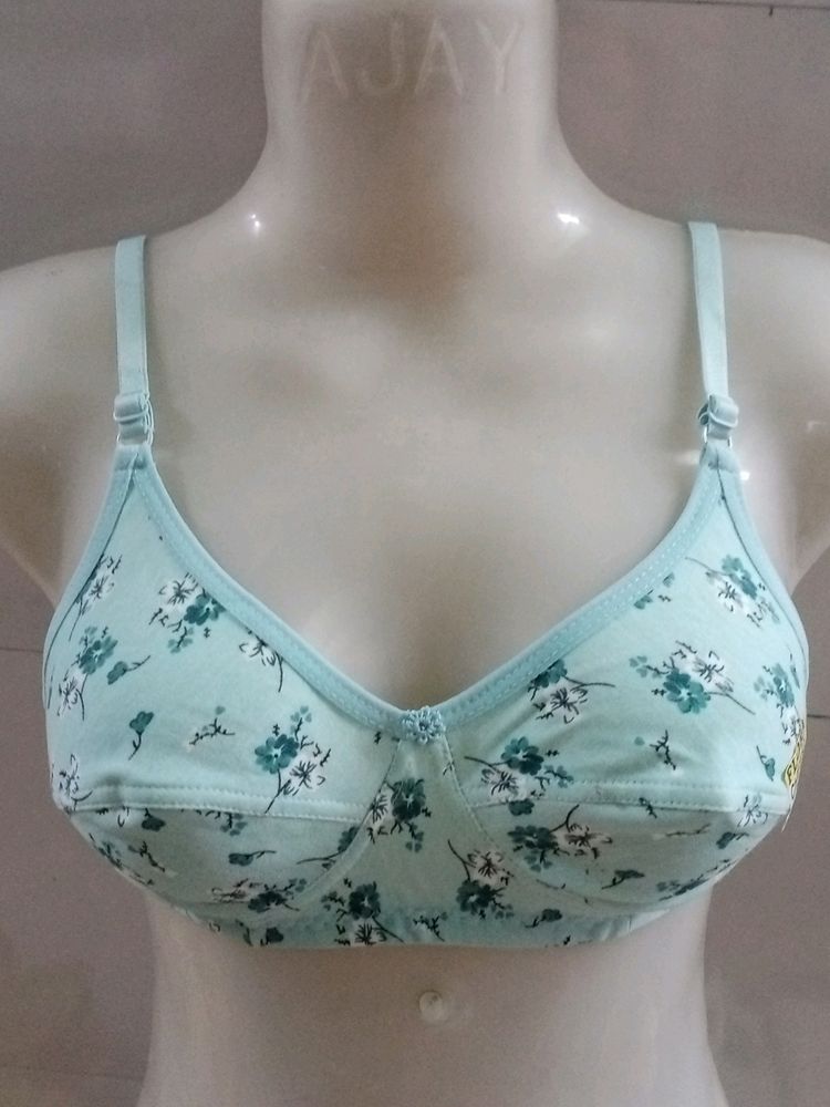 Flora fine fitting bra with tag