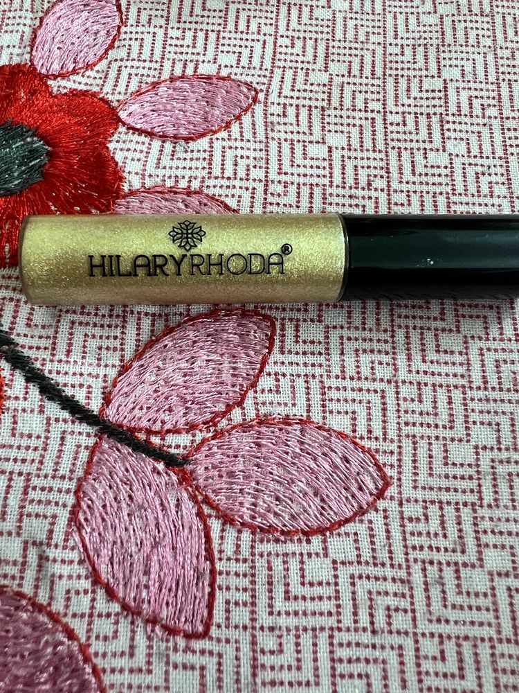 Golden Glitter Liner