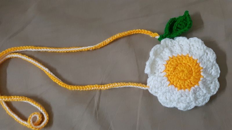 Crochet White N Yellow Flower Bag