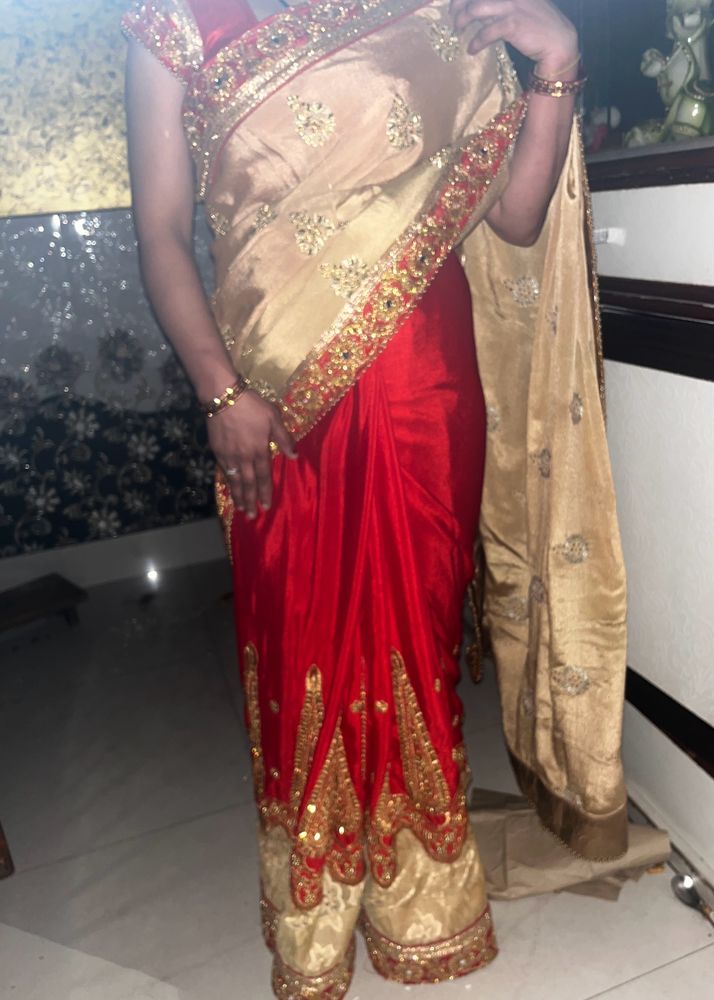 crepe saree with blouse