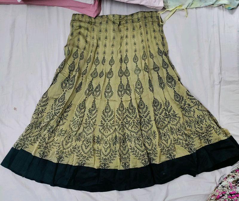 I'm Selling A Skirt